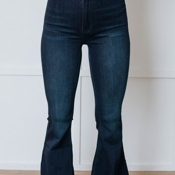 Dark Wash Denim Jeans Wide Leg Bell Bottom Pant - Picture 3 of 3
